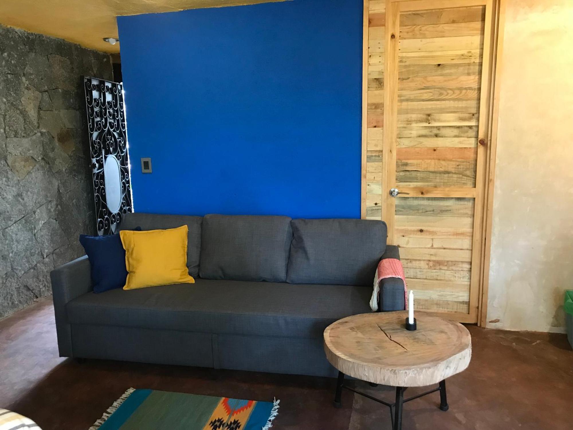 La Cabana Azul Al Fondo Del Bosque De Тепоцтлан Екстериор снимка